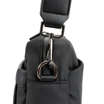 Snowball svart vattenavvisande crossbody / axelvska 3,2 L